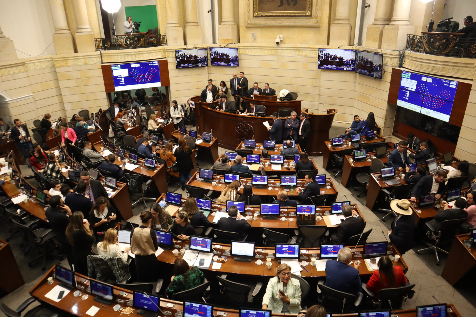 Senado aprueba proyecto de ley que reconoce los e-Sports como disciplina deportiva en Colombia