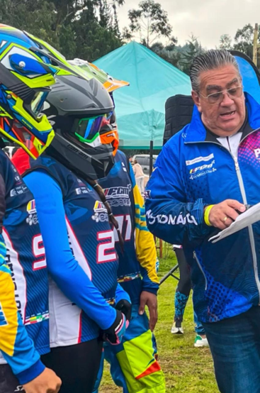 CAMPAMENTOS  MOTONAUTICA BUSCANDO TALENTOS 